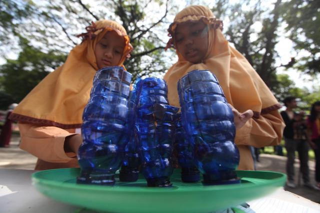 Lomba Kreativitas Barang Bekas: Sampah Jadi Karya, Ide Jadi Rupiah?
