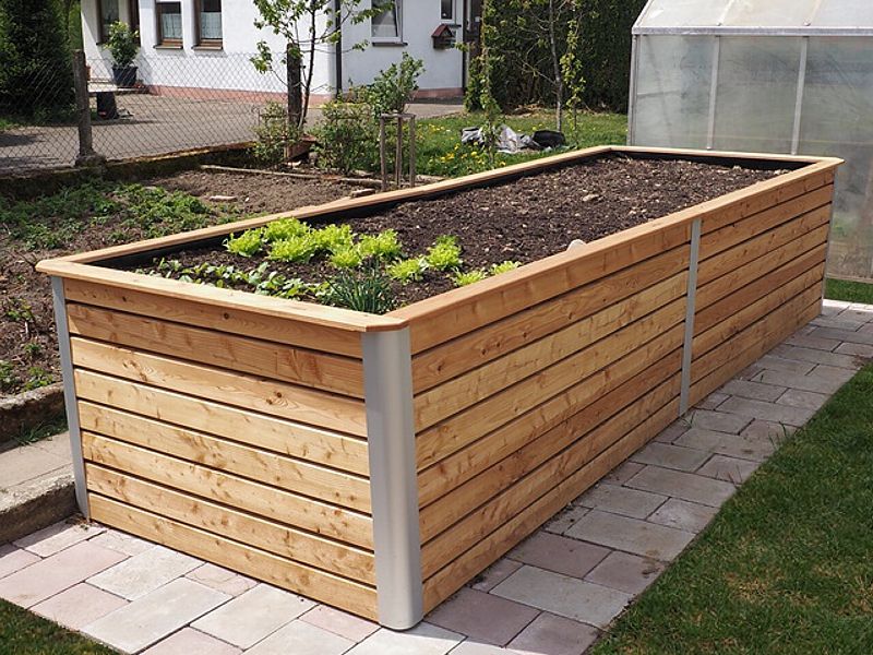 Komposter Hochbeet 3 in 1: Solusi Praktis untuk Berkebun Efisien?