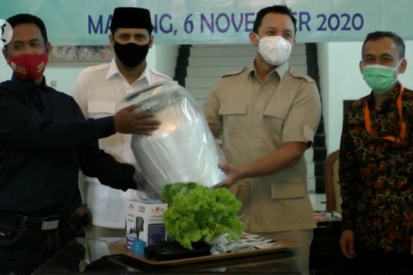 Urban Farming: Solusi Pangan di Tengah Keterbatasan Lahan?