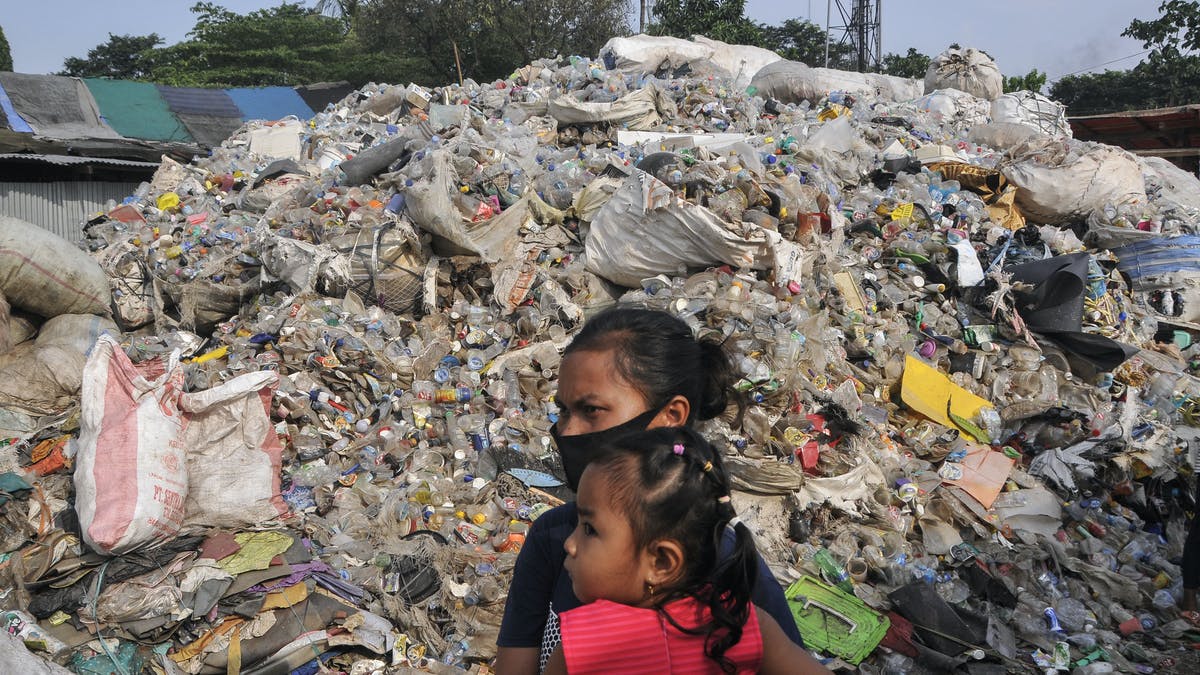 Mungkinkah Daur Ulang Plastik Menyelamatkan Bumi?
