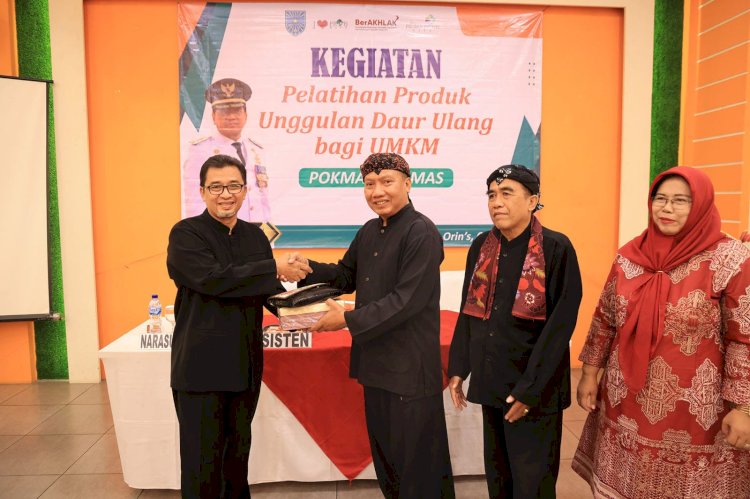 UMKM Daur Ulang Sampah: Peluang Bisnis dan Kontribusi Lingkungan