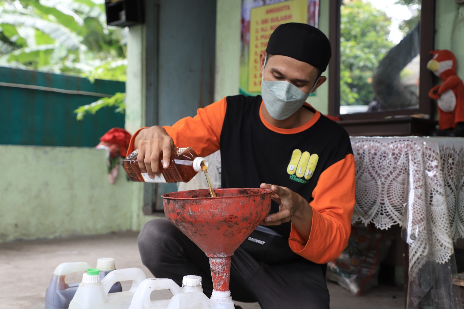 Sampah Industri: Akar Masalah dan Solusi Berkelanjutan