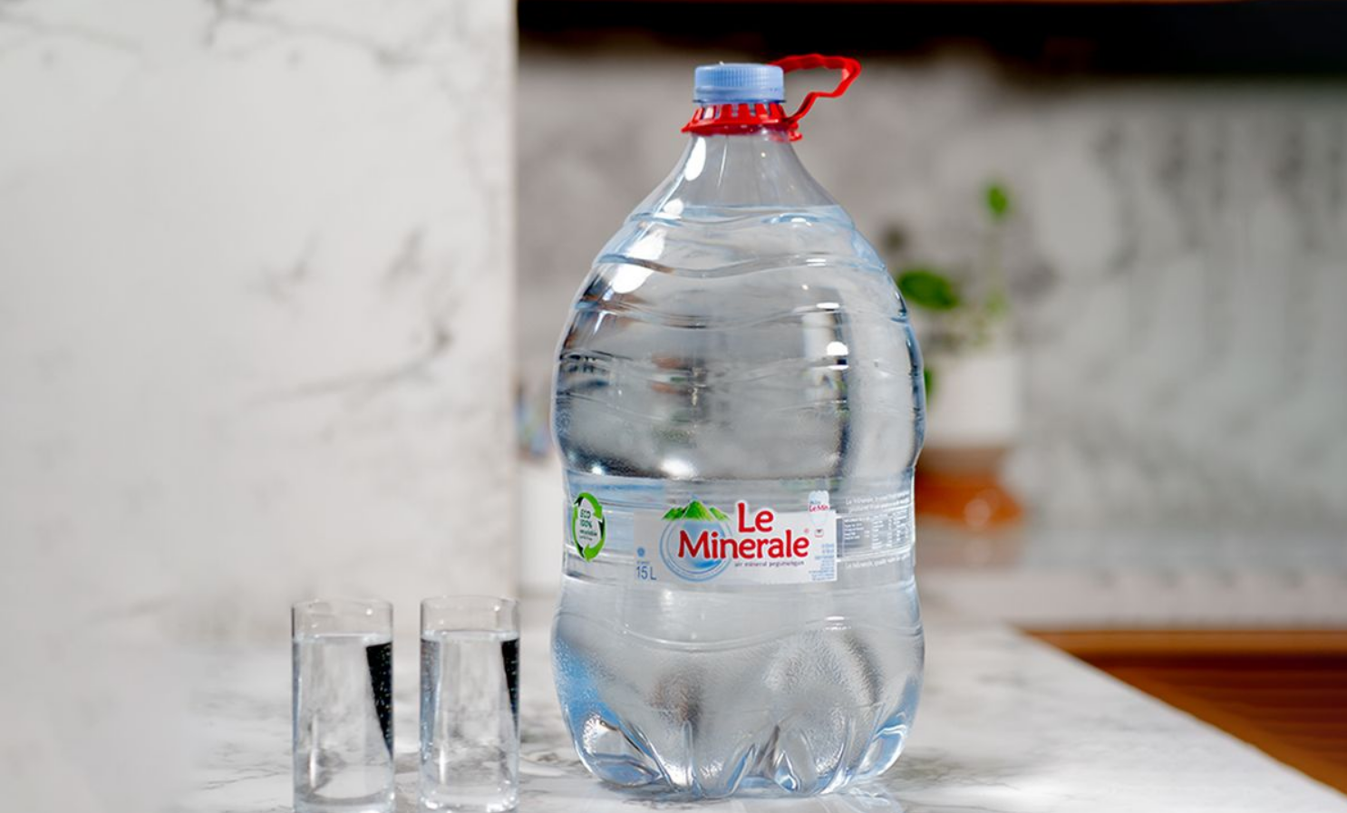 Ecobrick Galon Le Minerale: Solusi atau Sekadar Pengalihan Isu?