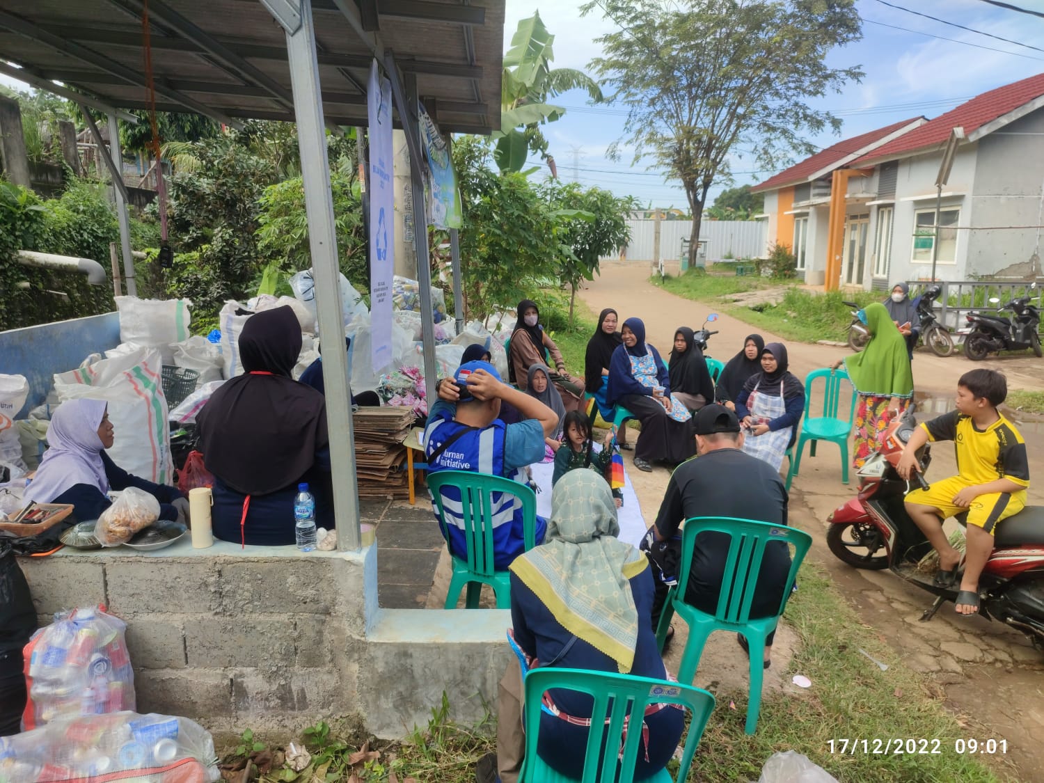 Komposter Sekolah: Kreativitas Mengelola Sampah Organik