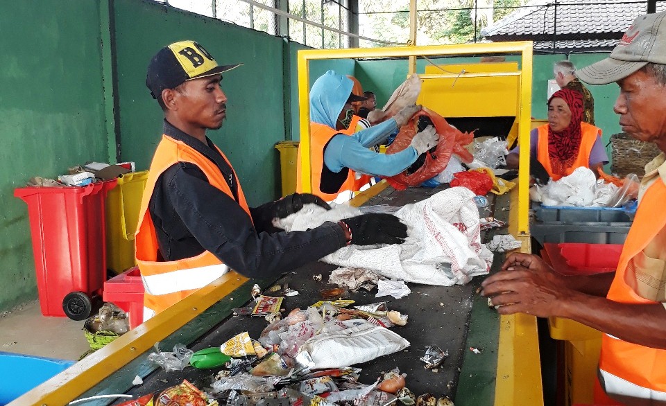 Masa Depan Industri Pengolahan Sampah: Peluang dan Tantangan
