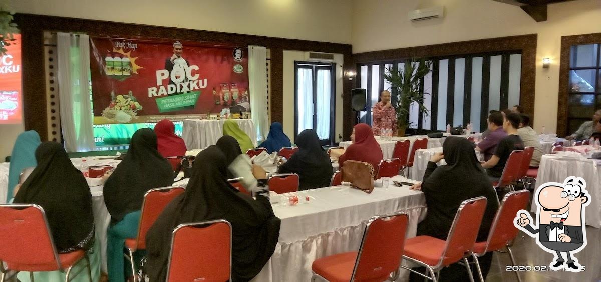 Roots by Kebon Kota: Urban Farming untuk Gaya Hidup Berkelanjutan?